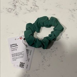 lululemon scrunchie